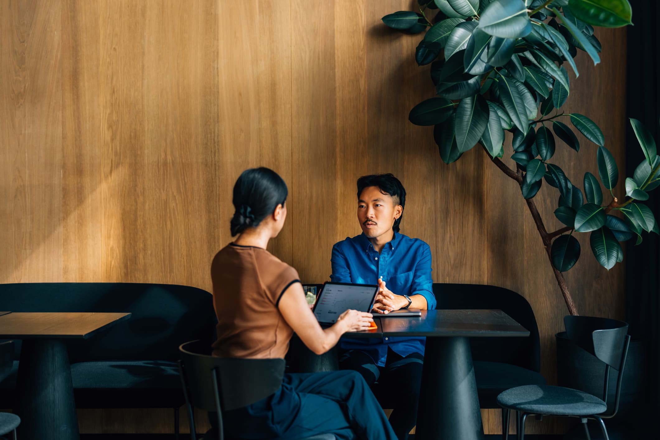 How Tech Startups Can Compete For AI Talent