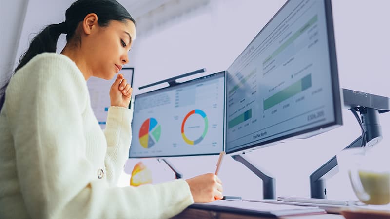 8 Steps To Stand Out As A Premier Applicant In The Technology Sector